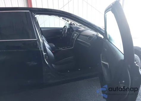 2016 Toyota Camry Xse z USA, uszkodzony, nr VIN 4T1BF1FK1GU519983